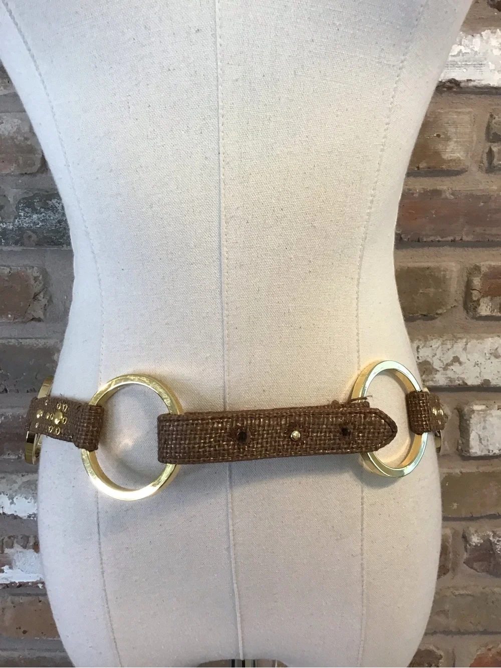 Vintage Women’s Woven Brown Burlap Waist Belt with Gold Ring Accent